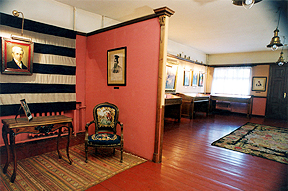 Героїчна історія боротьби за незалежність Греції, пов'язана з Одесою. Музей створений у співпраці з Одеським історико-краєзнавчим музеєм.